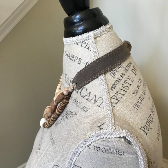 Twine & Twig Layered Classic Beaded Necklace Womens Suede Strap Cream Bronze - Picture 10 of 12